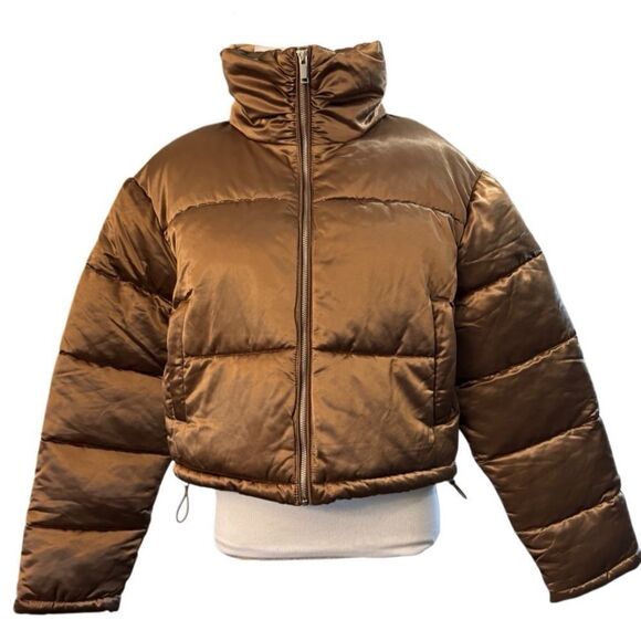 NWT 7 For All Mankind Metallic Crop Puffer Jacket in Gold - Picture 1 of 5